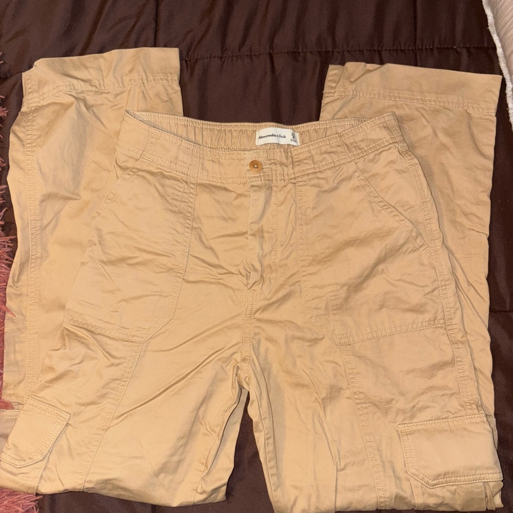 Women’s Tan Cargo Pants